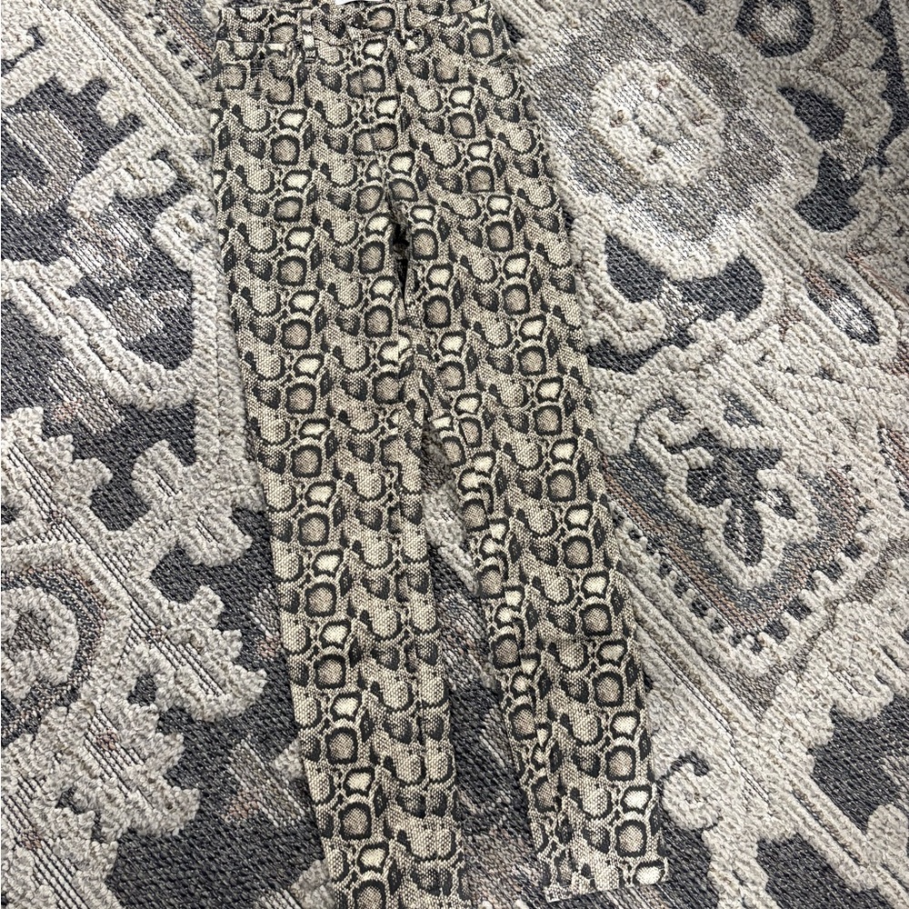 Good American Reptile Pattern Skinny Pants - Black and Tan
